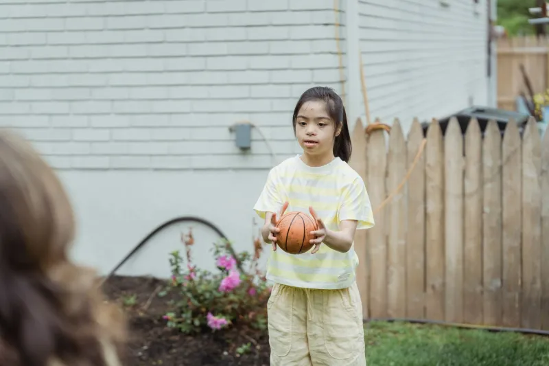 When Summer Breaks the Routine: Understanding Skill Regression in Autistic Kids — and What You Can Do About It